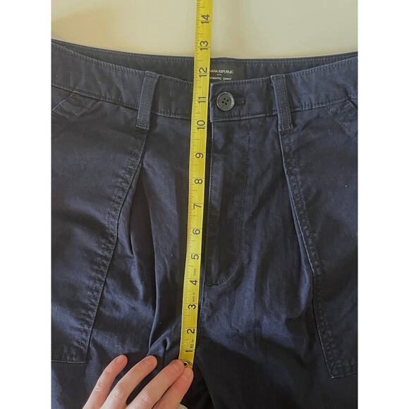 Banana Republic Authentic Chino Barrel Pant in Preppy Navy - Picture 6 of 8